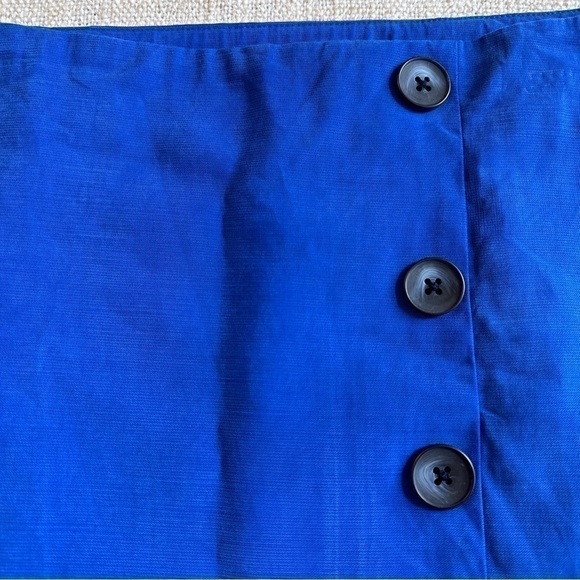 ANN TAYLOR Royal Blue Skirt Rayon Lined Midi Pencil Buttons Soft Women’s 10 - Picture 2 of 13